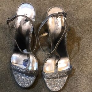 Michael Kors Silver T-Strap Glitter Sandals with 4 inch Heel-Size 8.5M